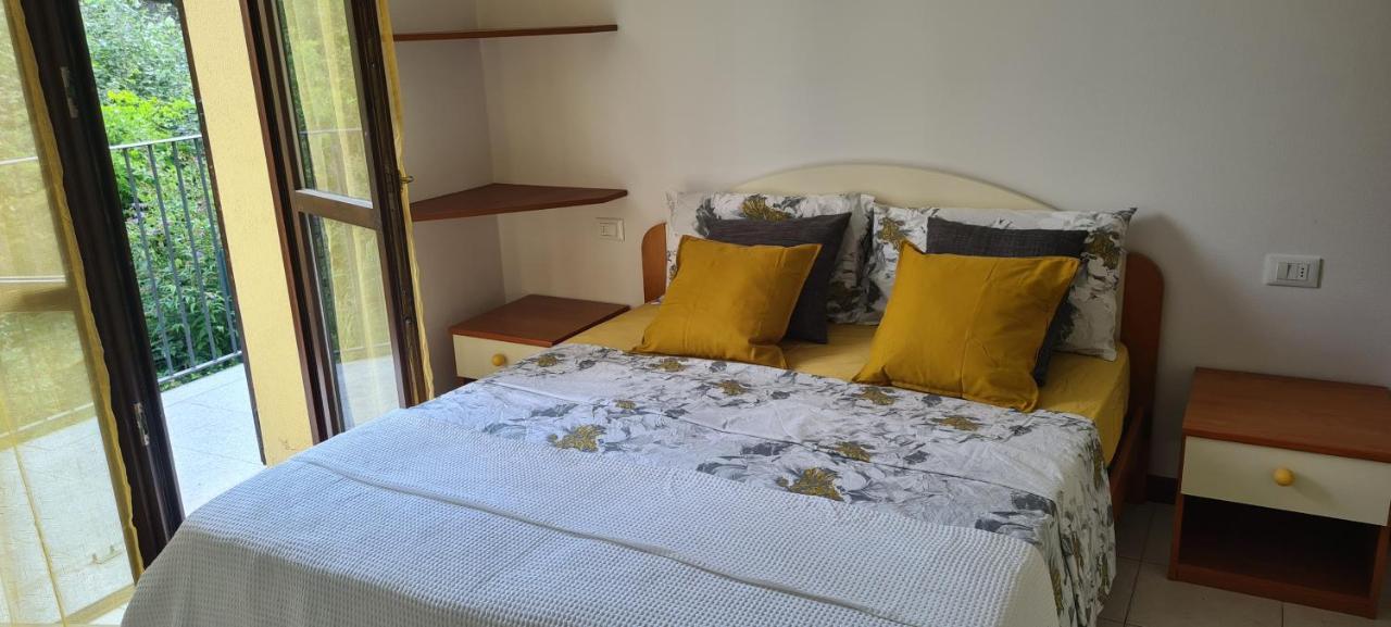Casa Mirella - Appartamento Zona Bellagio Magreglio Eksteriør bilde