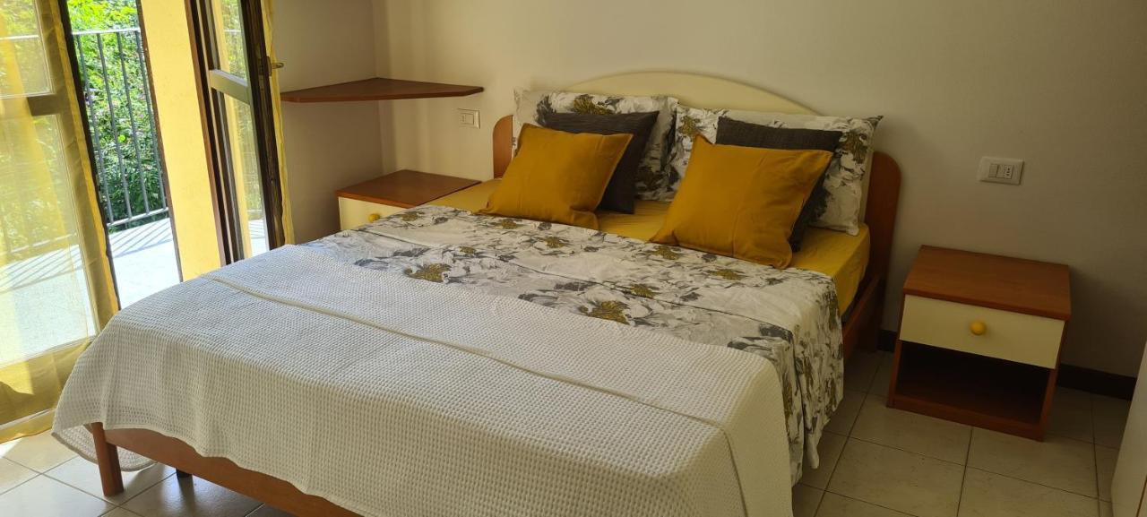Casa Mirella - Appartamento Zona Bellagio Magreglio Eksteriør bilde