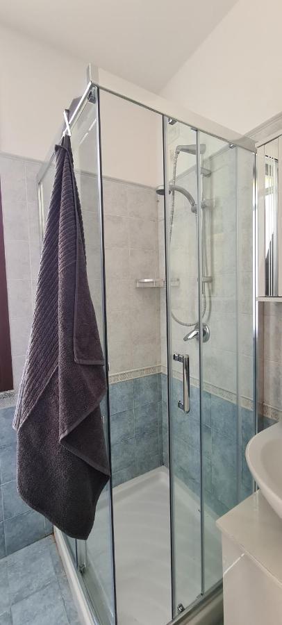 Casa Mirella - Appartamento Zona Bellagio Magreglio Eksteriør bilde