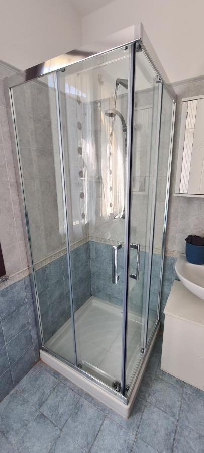 Casa Mirella - Appartamento Zona Bellagio Magreglio Eksteriør bilde